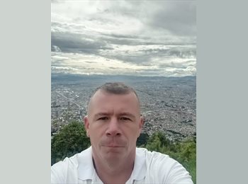 CompartoApto CO - Juan Zuluaga - 46 - Medellín