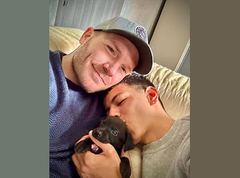 CompartoApto CO - John Collins - 37 - Medellín