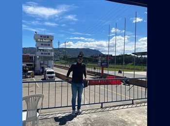 CompartoApto CO - Juan - 23 - Bogotá