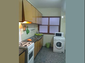 Roomgo ES - Piso estudiantes, Alicante - 200 € por mes