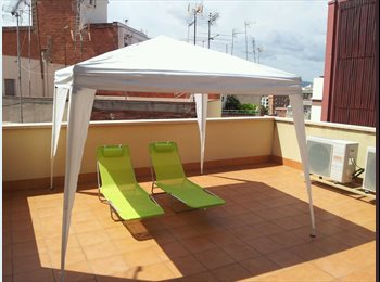 Roomgo ES - Quarto em um apartamento estudantil em Barcelona para alugar, Esplugues - 300 € por mes