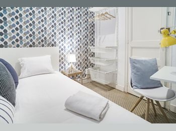 Roomgo ES - ¡Habitación individual en un piso reformado en Gracia! RH9-R1A, Gràcia - 550 € por mes