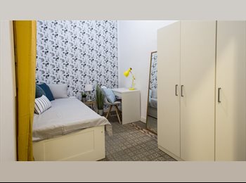 Roomgo ES - ¡Habitación individual en un piso reformado en Gracia! RH9-R5, Gràcia - 680 € por mes