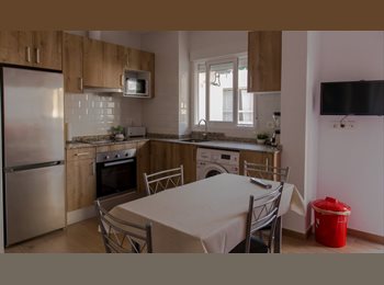 Roomgo ES - Piso reformado, Alicante - 300 € por mes