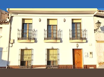 Roomgo ES - Alquiler Habitaciones en Guaro (cerca de Marbella), Marbella - 380 € por mes
