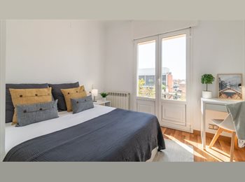 Roomgo ES - VANCOUVER PRIVATE TERRACE & AIR CONDITIONING, Sarrià-Sant Gervasi - 845 € por mes