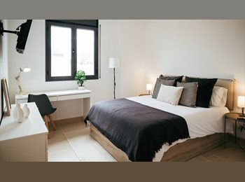 Roomgo ES - CEBÚ ROOM: PRIVATE BATHROOM, Sant Martí - 1.290 € por mes