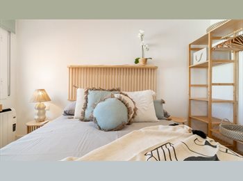 Roomgo ES - SANTIAGO: SUPER BRIGHT ROOM, Horta Guinardó - 695 € por mes