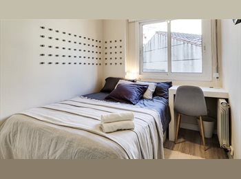 Roomgo ES - TAMPERE: SUPER BRIGHT & COZY ROOM, Ciutat Vella - 890 € por mes