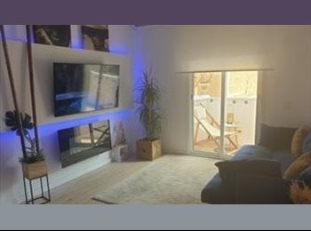 Roomgo ES - Se alquila habitación, Sant Boi de Llobregat - 450 € por mes