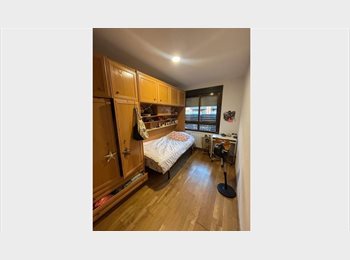 Roomgo ES - Se alquila Habitación en un piso por metro Laguna, Latina - 500 € por mes