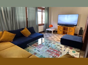 Roomgo ES - Habitación en Sant gervasi bonanova piso muy amplio, Sarrià-Sant Gervasi - 850 € por mes