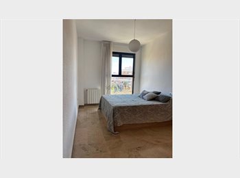 Roomgo ES - Se alquila habitación en el grao, Valencia - 500 € por mes