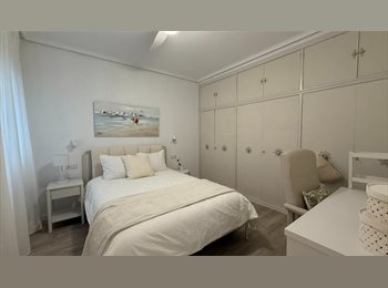 Roomgo ES - Habitación en Calixto III, Valencia - 750 € por mes