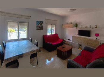 Roomgo ES - Se alquila habitación en Avenida Andalucía, Granada - 280 € por mes