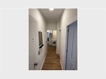 Roomgo ES - Alquilo habitaciones o piso entero por temporada, La Coruña - 400 € por mes