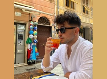 Roomgo ES - Andrea - 25 - Valencia