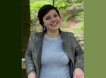 Roomgo ES - Gabriela - 29 - Sevilla