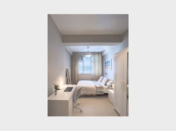 Roomgo HK - Causeway Bay | Hoi To Court, Gloucester Rd | Private Room (Double Bed) | 1-Month+ | Near MTR, Causeway Bay - HKD12,900 pcm