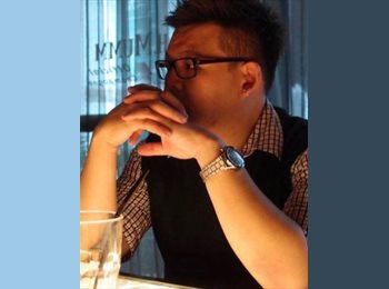 Roomgo HK - Eugene  - 44 - Sheung Wan