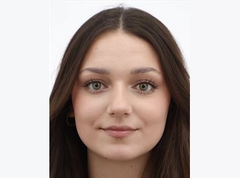 Roomgo IE - Angelina Ostrowska - 18 - Dublin