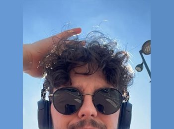 Roomgo IE - Thomas - 23 - Cork