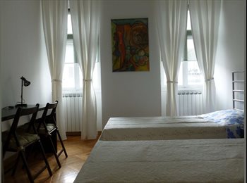 Roomgo IT - CAMERA  SINGOLA IN CENTRO CON  BASSE SPESE DI GESTIONE, Trieste - 350 € al mese