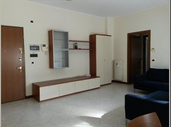 Roomgo IT - Vicinanze M1 RONDO' ampio Bilocale, Sesto San Giovanni - 790 € al mese
