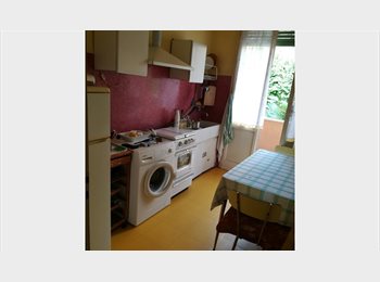 Roomgo IT - A.A.A. camerre libere SUBITO, Bologna - 600 € al mese