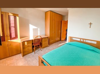 Roomgo IT - Convitto per lavoratori e studenti, Udine - 520 € al mese