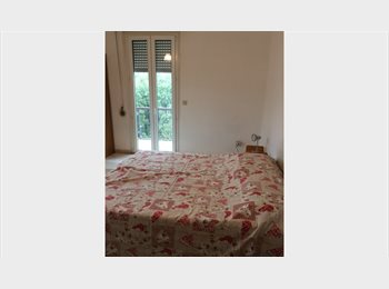 Roomgo IT - affittasi una stanza singola in Via Serra, Brescia - 400 € al mese
