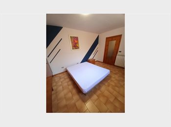 Roomgo IT - Affitto stanza singola, Soave - 377 € al mese