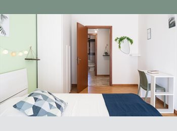 Roomgo IT - Stanza in affitto in Via Ugo La Malfa, Sesto San Giovanni - 650 € al mese