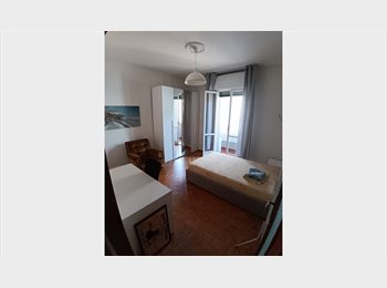 Roomgo IT - 3 Stanze in affitto, Bologna - 450 € al mese