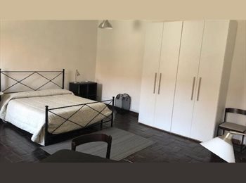 Roomgo IT - Affitto stanza singola in centro Firenze, Firenze - 520 € al mese