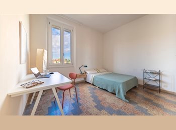 Roomgo IT - Ampia camera singola Novoli, Firenze - 545 € al mese