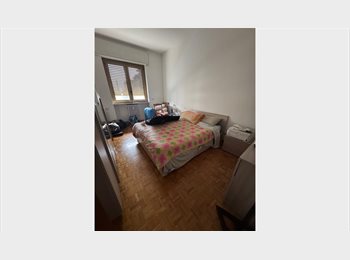 Roomgo IT - Camera matrimoniale, Trezzano sul Naviglio - 600 € al mese