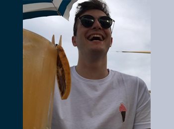 Roomgo IT - Mattia - 23 - Parma