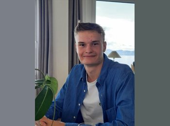 Roomgo IT - Florian - 21 - Roma Centro