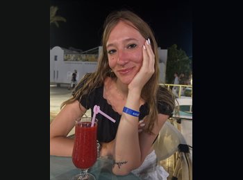 Roomgo IT - Giulia - 22 - Milano Centro