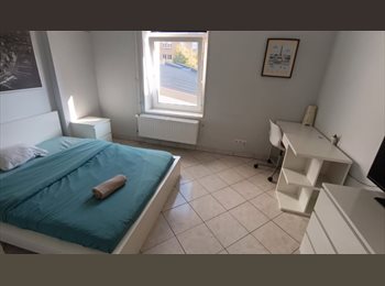 Appartager LU - HESP15-11 NICE ROOM IN BONNEVOIE AVAILABLE FROM DECEMBER NO AGENCY, Luxembourg - 1.050 € / Mois