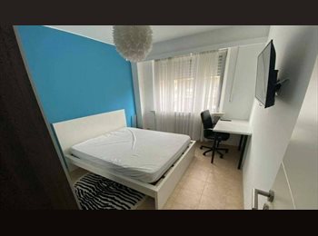 Appartager LU - Chambre en location en appartement Rollingergrund, Luxembourg, Luxembourg - 850 € / Mois