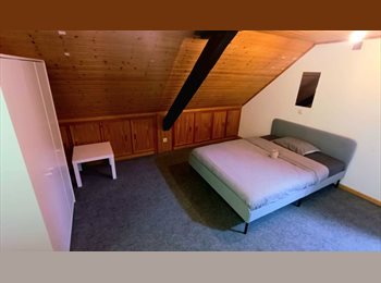 Appartager LU - NEU551-06 NICE ROOM LOCATED IN NEUDORF FROM NOVEMBRE NO AGENCY FEES, Luxembourg - 1.100 € / Mois