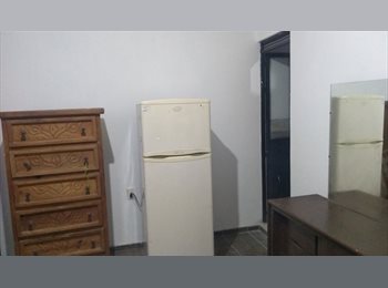 Roomgo MX - Habitacion cerca del mercado del mar cucea itec aud.telmex, Zapopan - MX$2,500 por mes