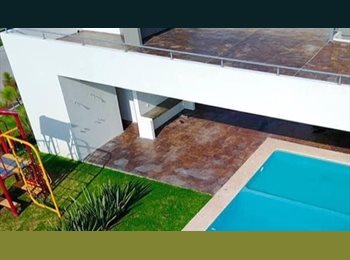 Roomgo MX - Habitaciones en coto residencial por Galerias Santa Anita, Tlajomulco de Zúñiga - MX$4,500 por mes