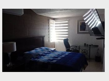 Roomgo MX - Confortable habitación, Zapopan - MX$1,999 por mes