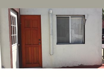 Roomgo MX - Habitación a dama sola, Coyoacán - MX$6,000 por mes