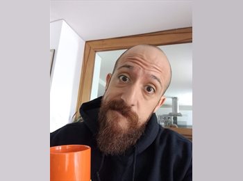 Roomgo MX - Juan - 42 - México - D.F.