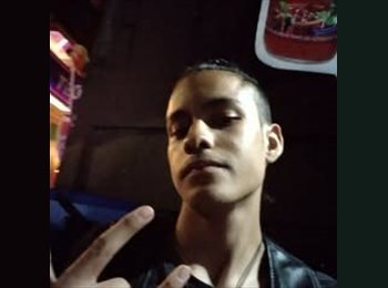 Roomgo MX - Leonel - 20 - Tijuana
