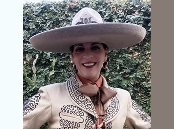 Roomgo MX - Ana - 59 - Tlajomulco de Zúñiga